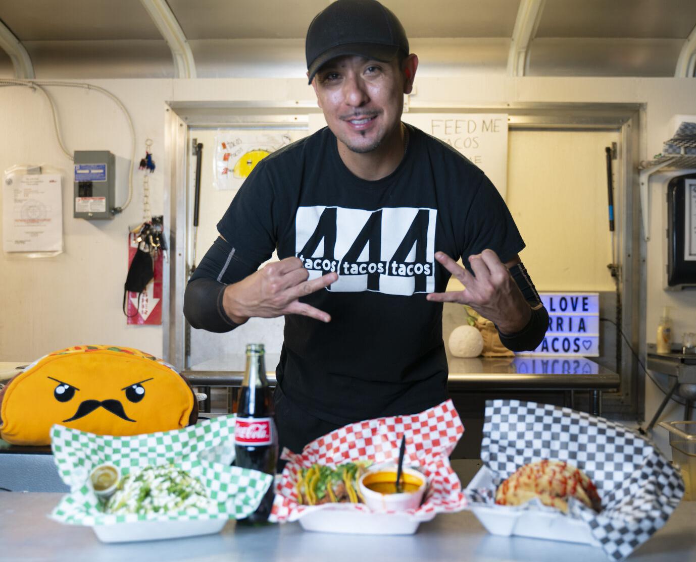 4 Tacos 4 Tacos 4 Tacos